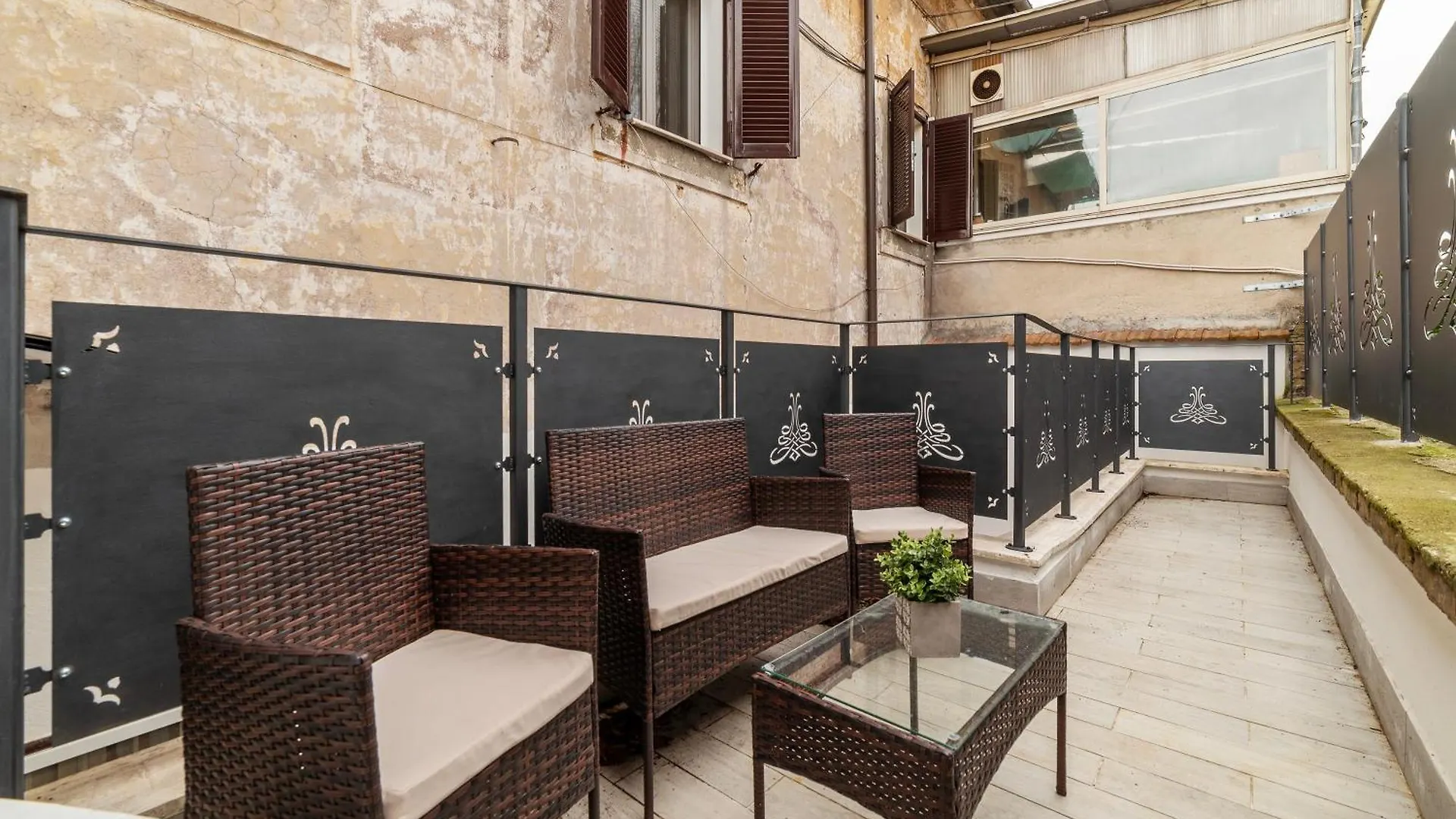 Mm Piramide Apartments Rome