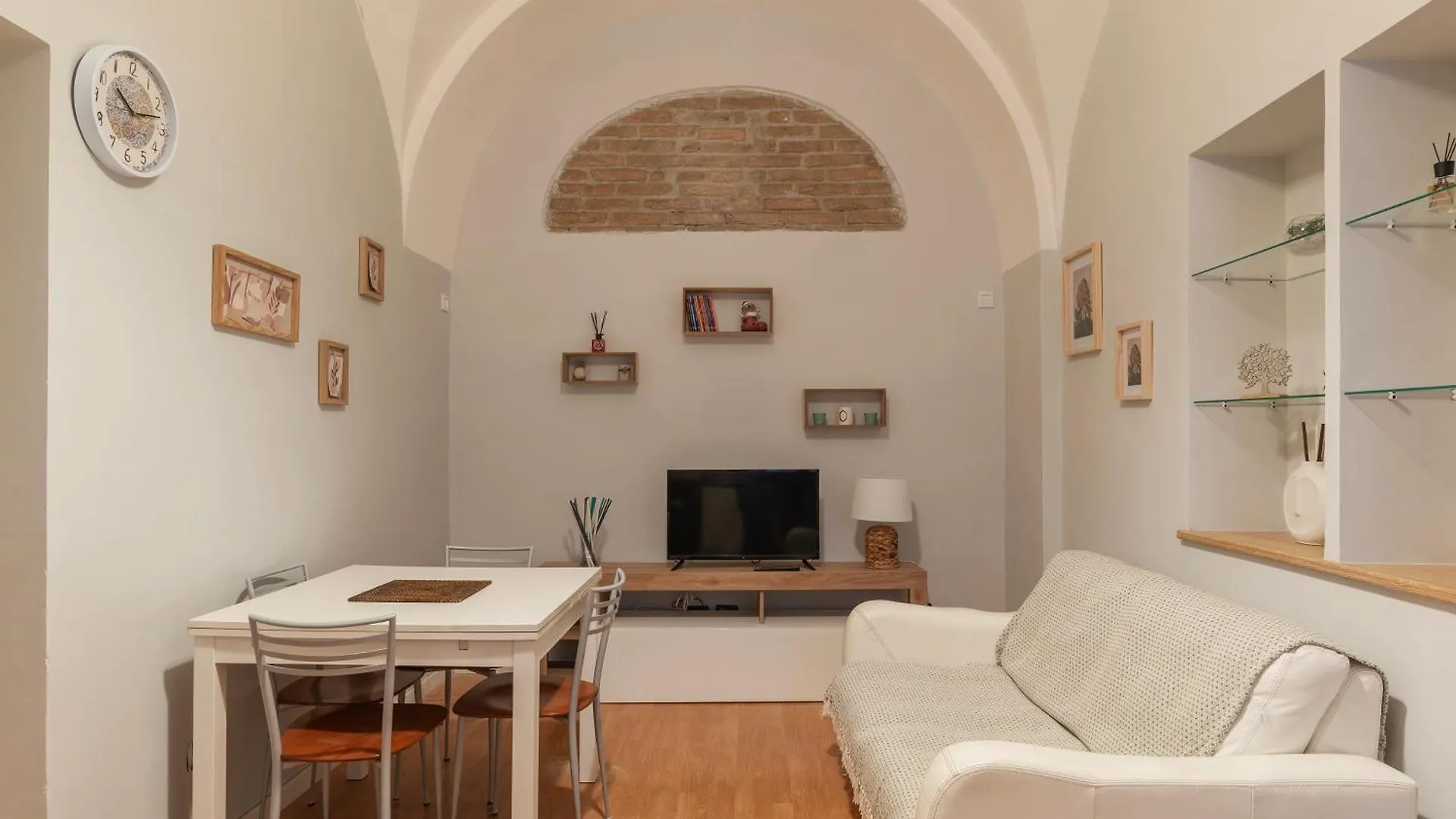 Mm Piramide Apartments Rome