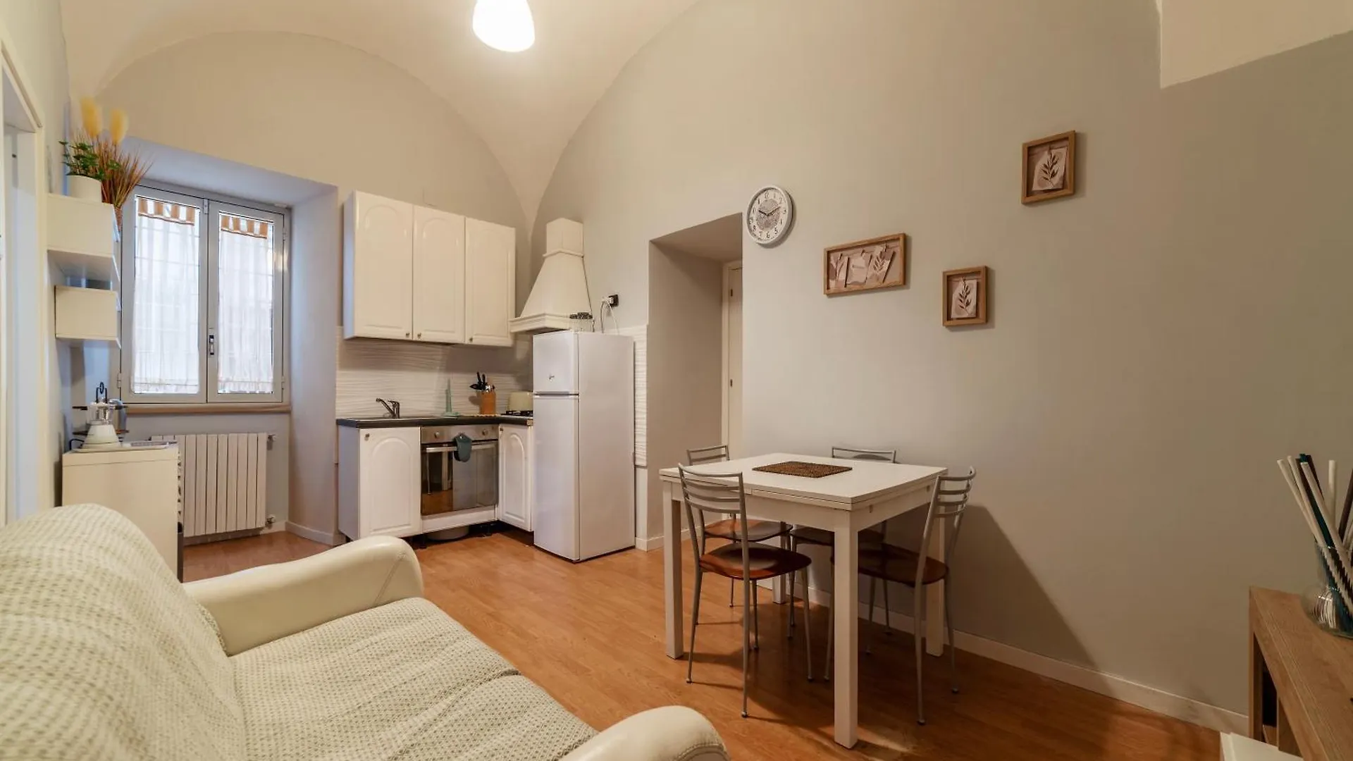 Mm Piramide Apartments Rome Italy