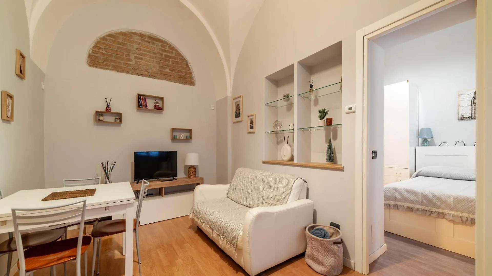 Mm Piramide Apartments Rome Italy