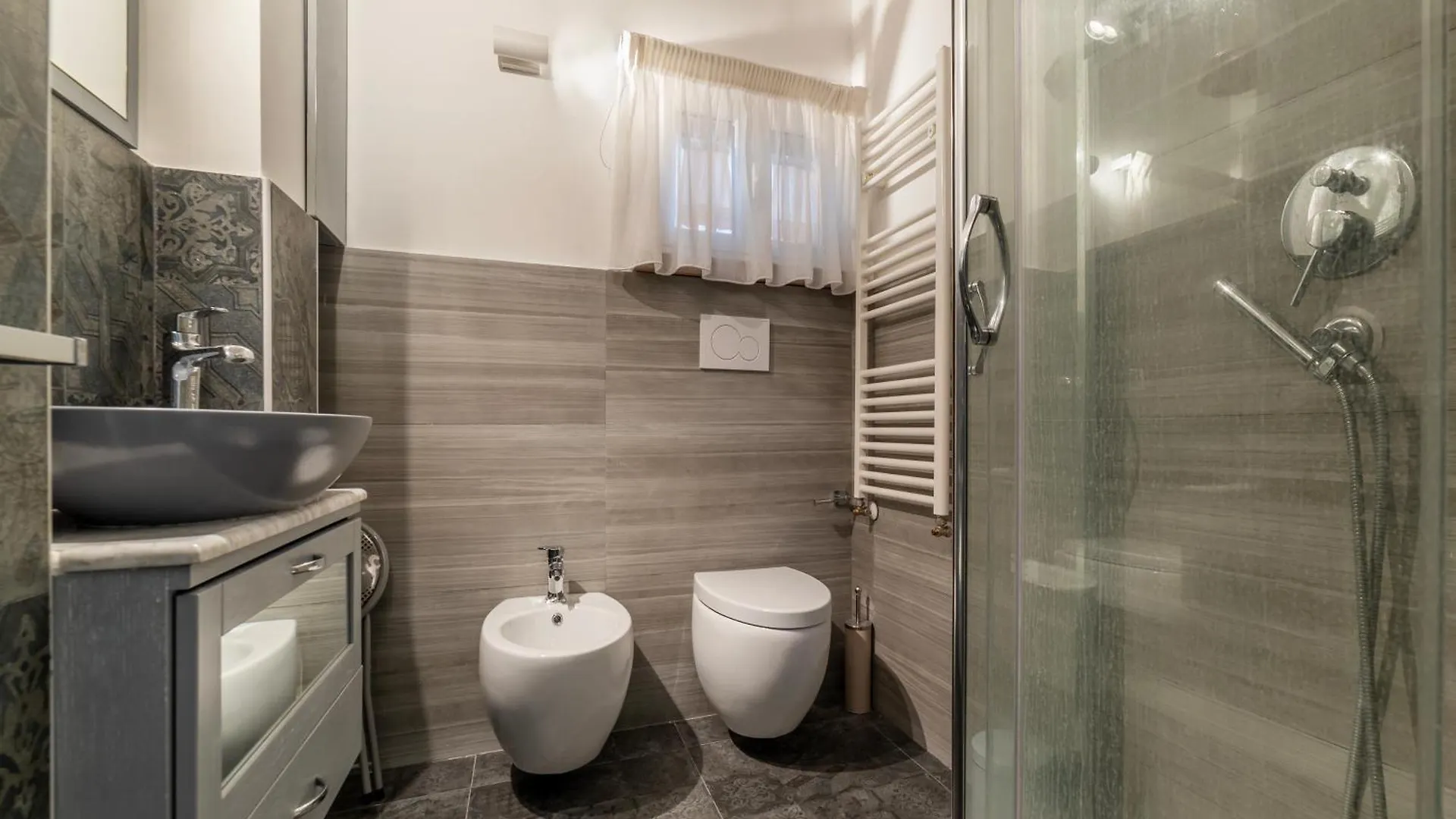 Mm Piramide Apartments Rome 0*,